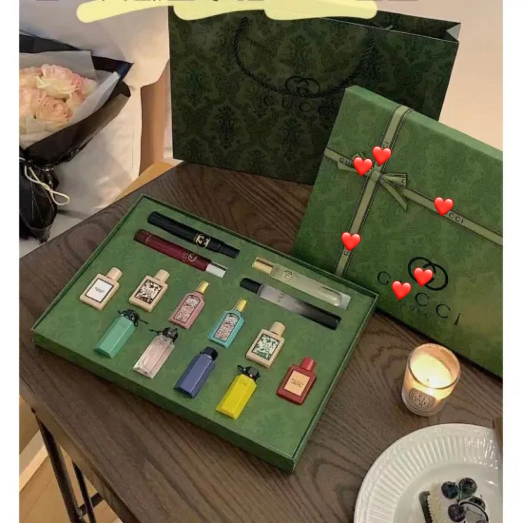 14 mini perfume set